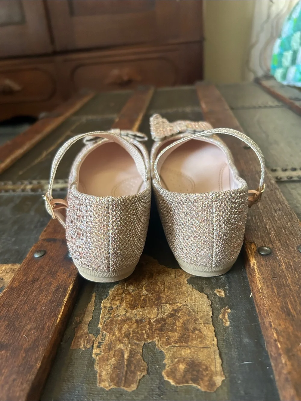 Link Kids Sparkle Mary Jane Flats in Rose Gold; kids size 2